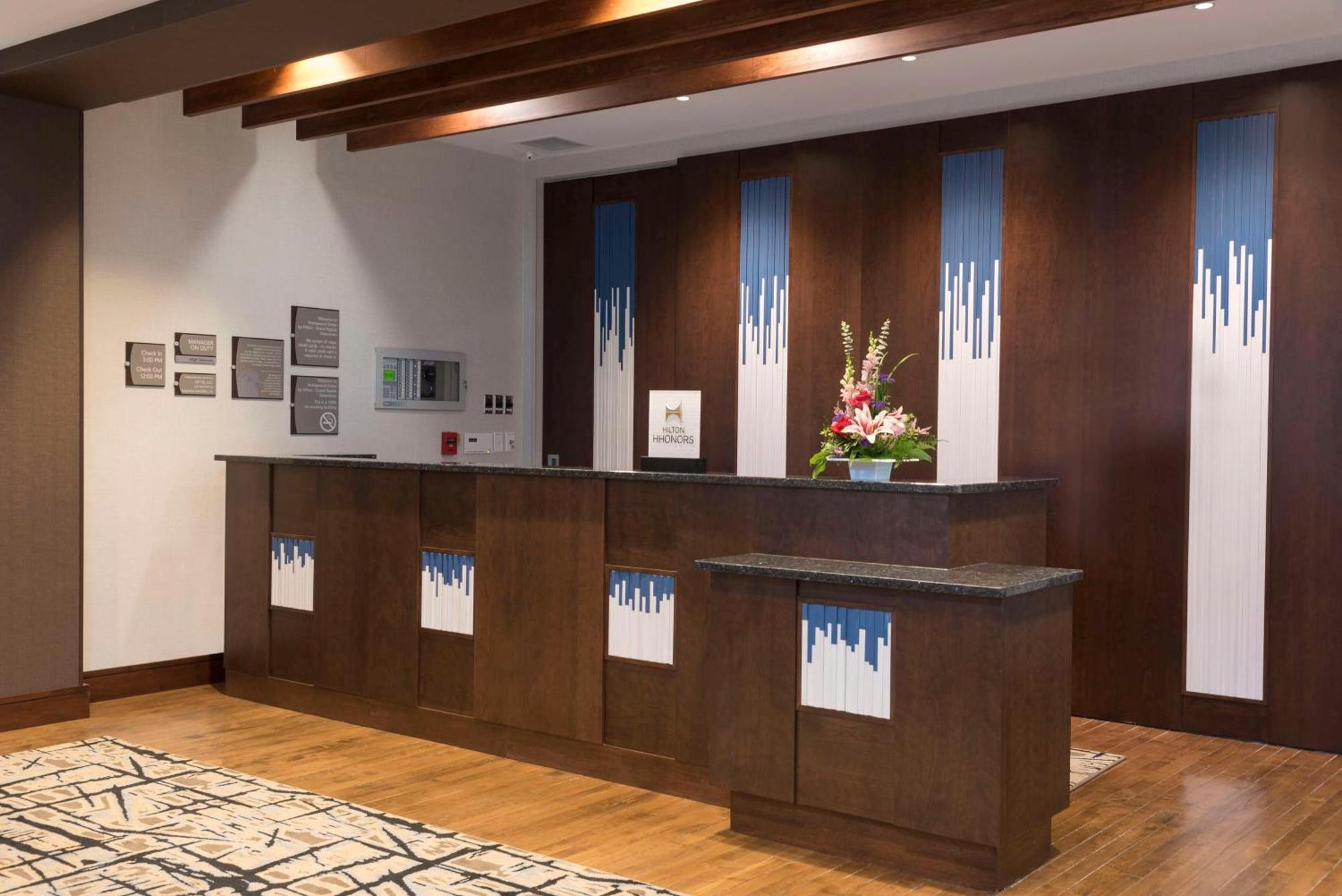 Homewood Suites By Hilton Grand Rapids Downtown Екстер'єр фото