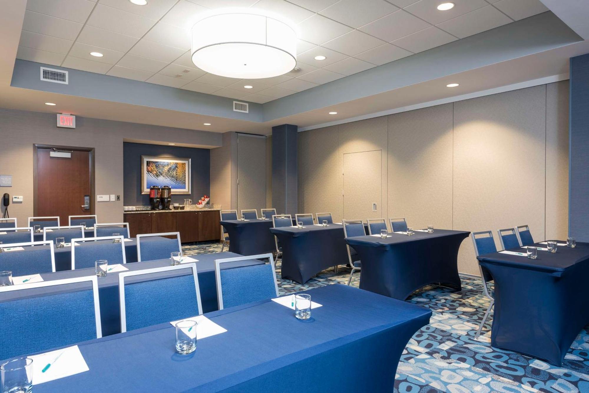 Homewood Suites By Hilton Grand Rapids Downtown Екстер'єр фото