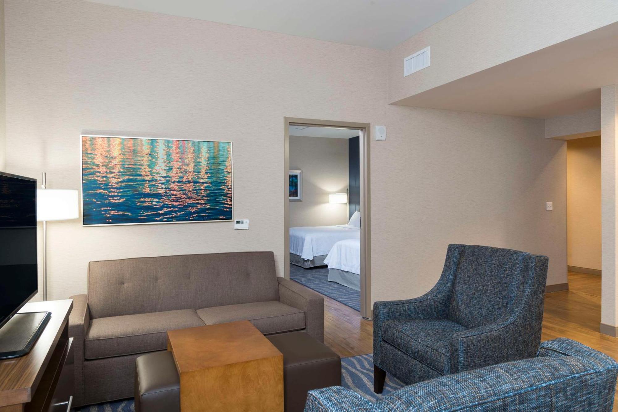 Homewood Suites By Hilton Grand Rapids Downtown Екстер'єр фото