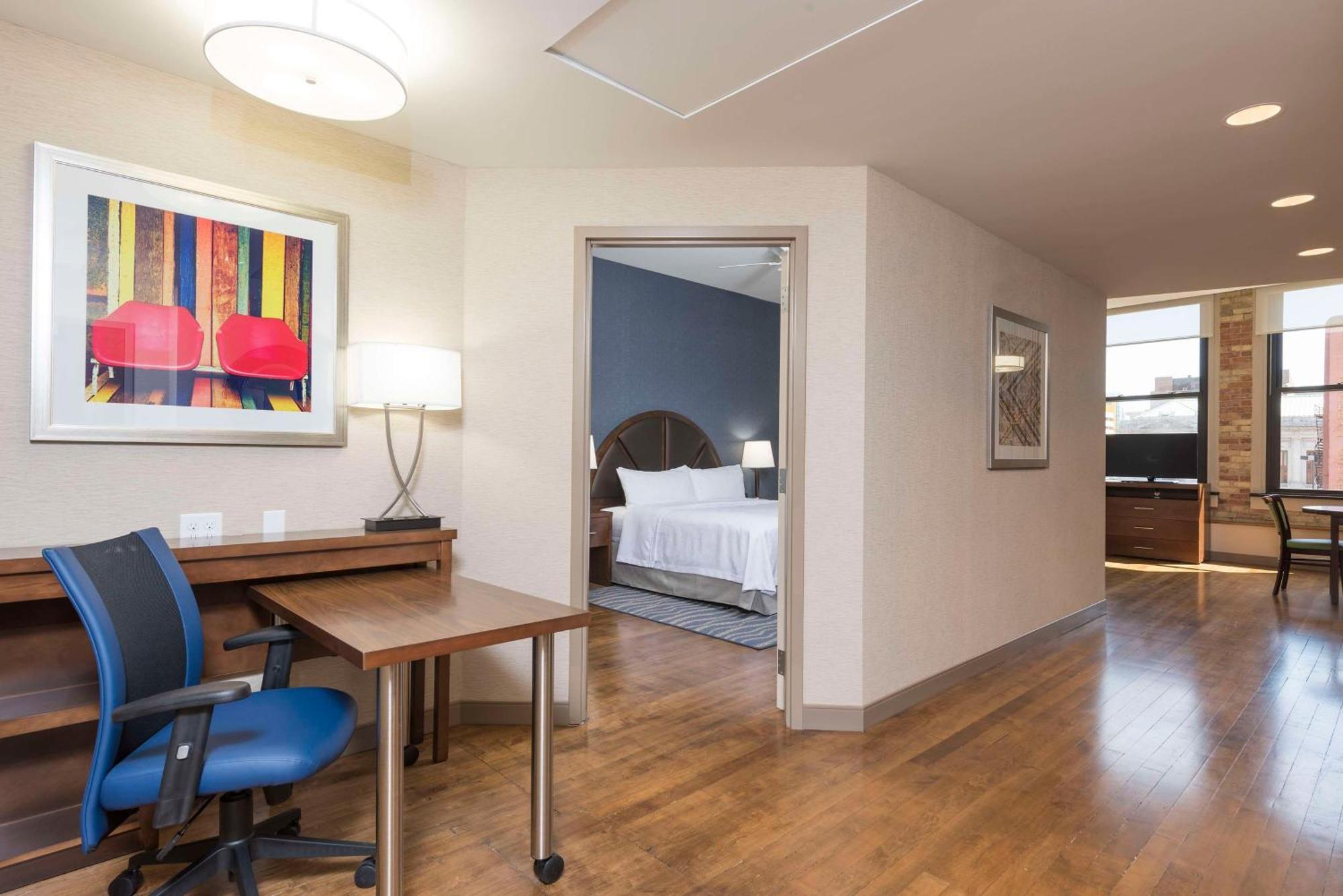 Homewood Suites By Hilton Grand Rapids Downtown Екстер'єр фото