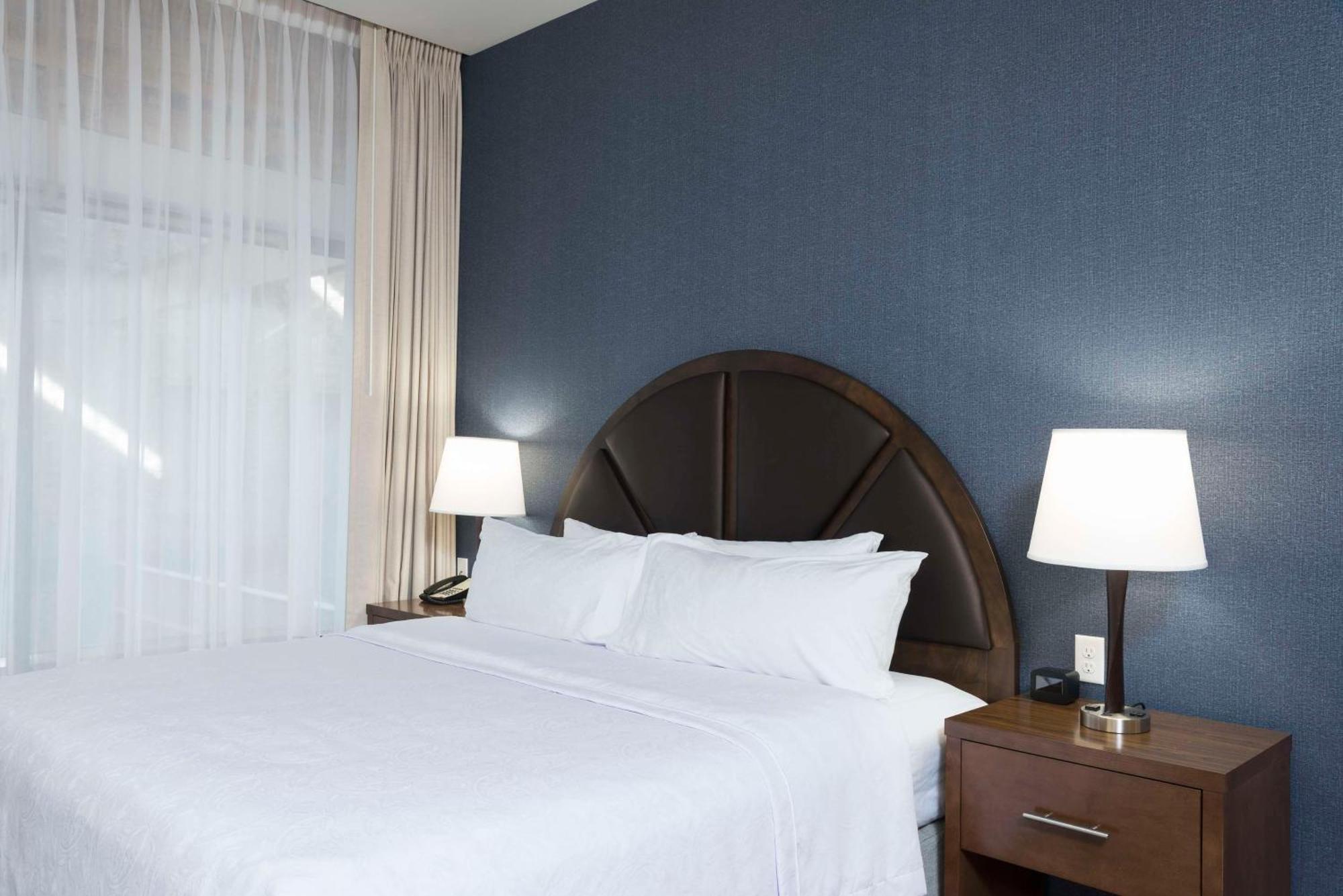 Homewood Suites By Hilton Grand Rapids Downtown Екстер'єр фото